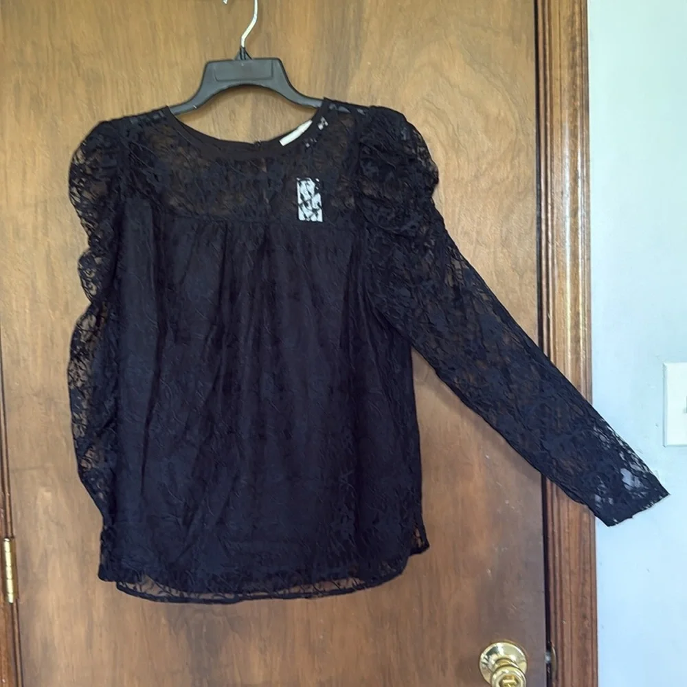 Loft black lace rouched sleeve with some puff sleeve top casual party L